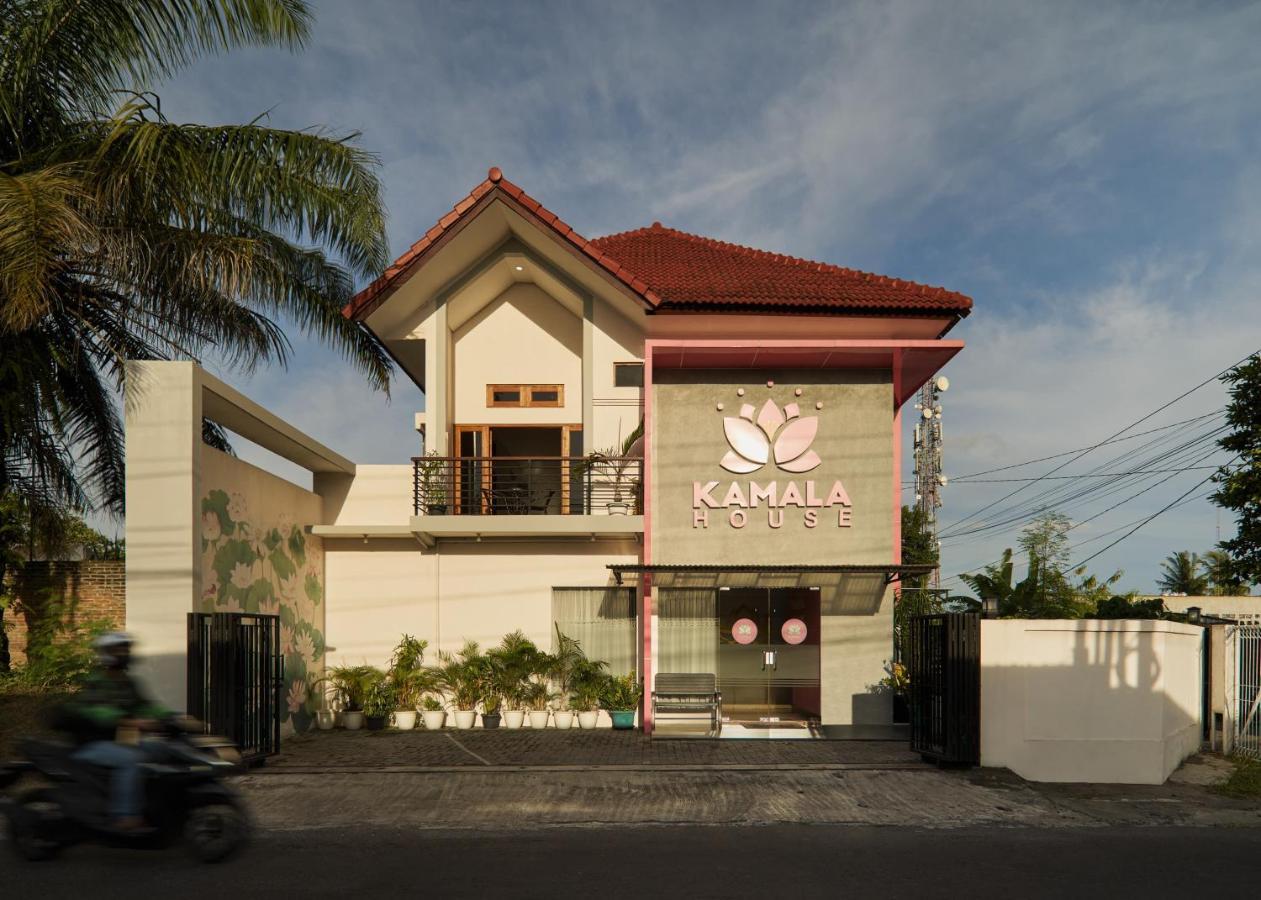 Хостел Kamala House Tugu Екстер'єр фото