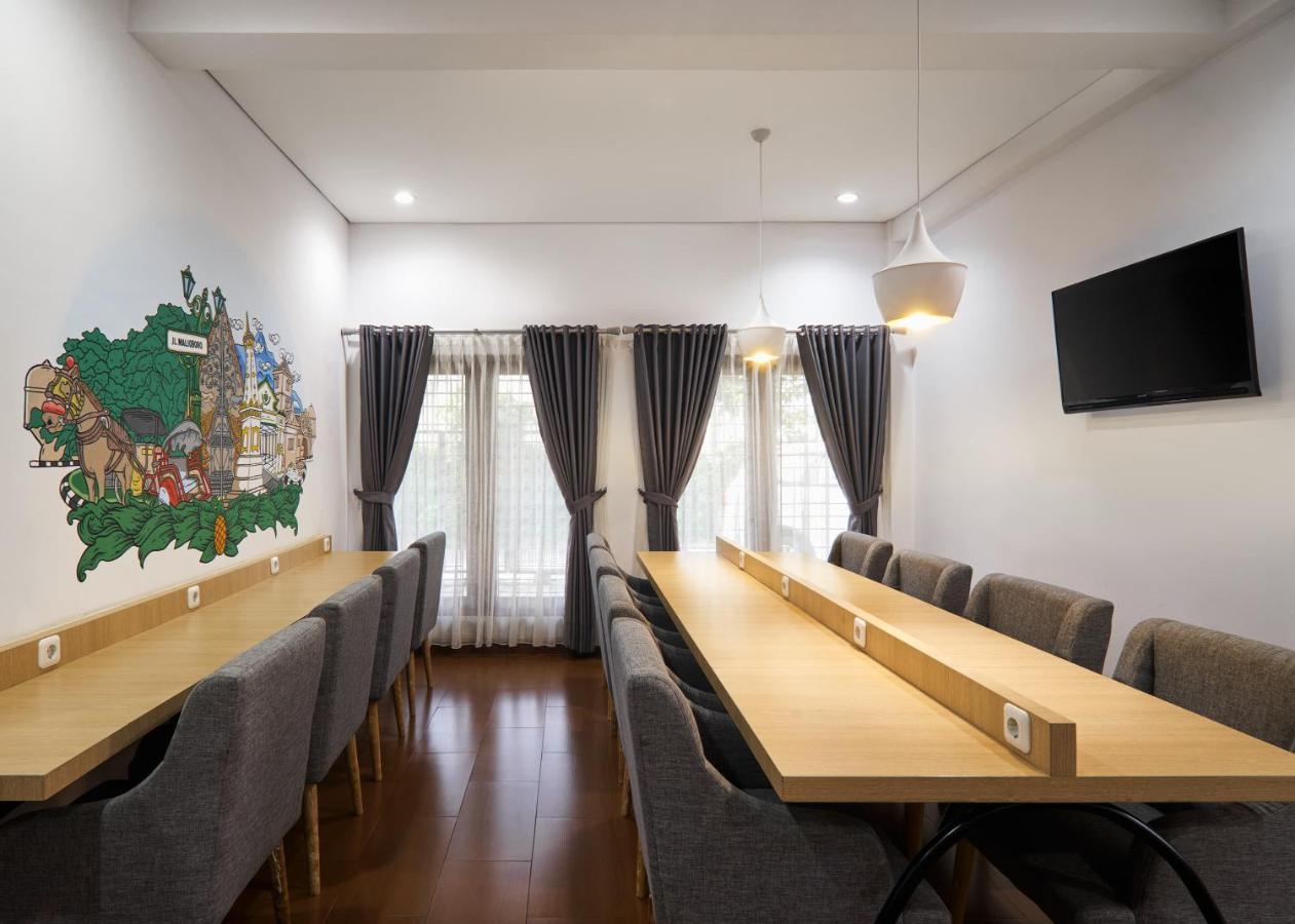 Хостел Kamala House Tugu Екстер'єр фото